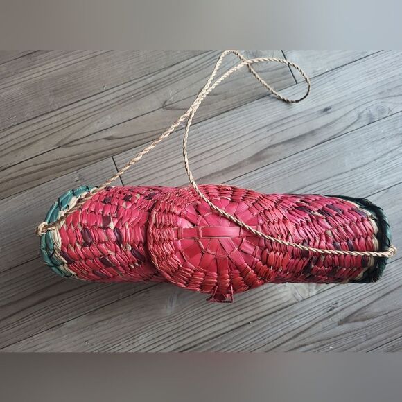 Vintage Woven Watermelon Slice Bag – Straw Rattan Crossbody - Picture 10 of 10